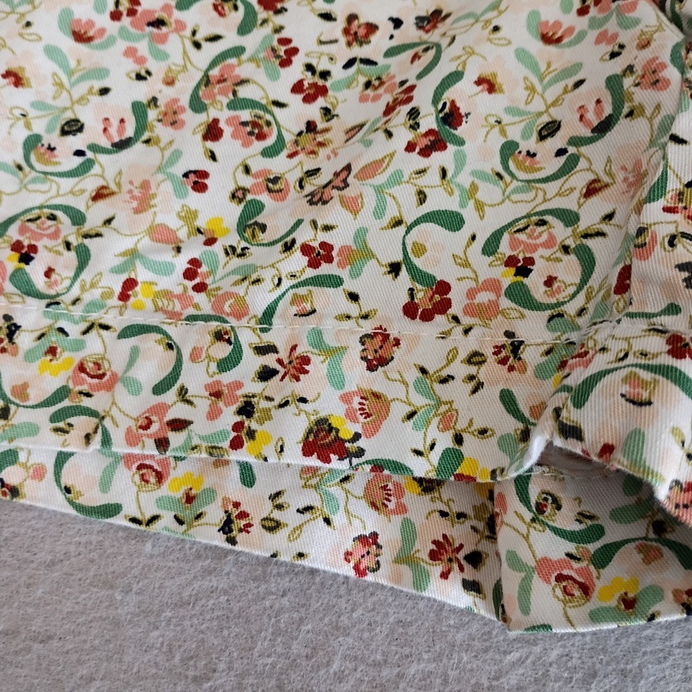 Ann Taylor LOFT Shorts 4 inch Chino Women Size 4 Floral Cottagecore Pretty - Picture 12 of 12